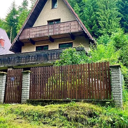 Holiday home Halo *
